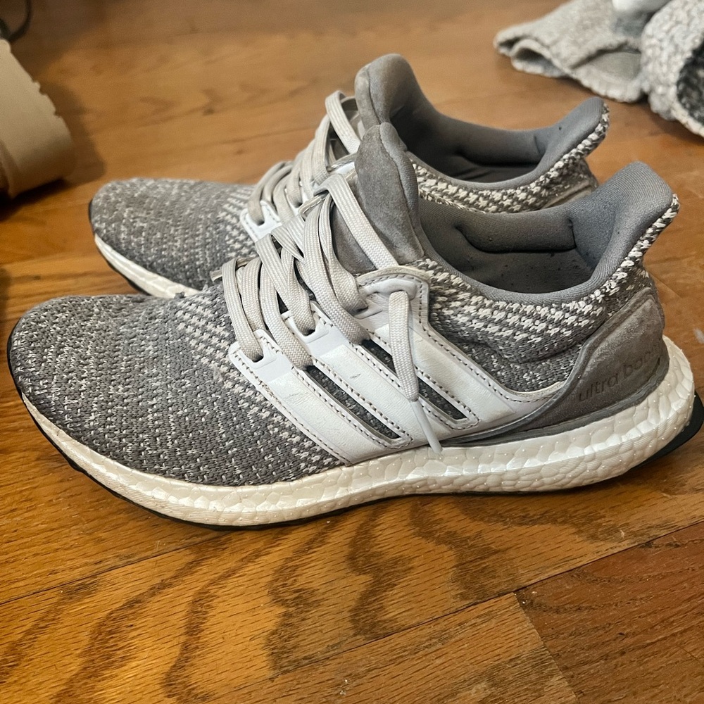 Adidas Ultra Boost Gray Sneakers 5.5